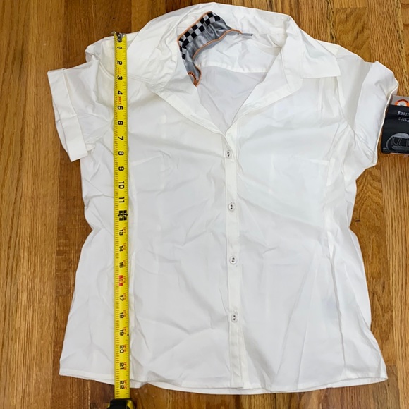 L.A.M.B by Gwen Stefani White Blouse BNWT - Picture 9 of 9